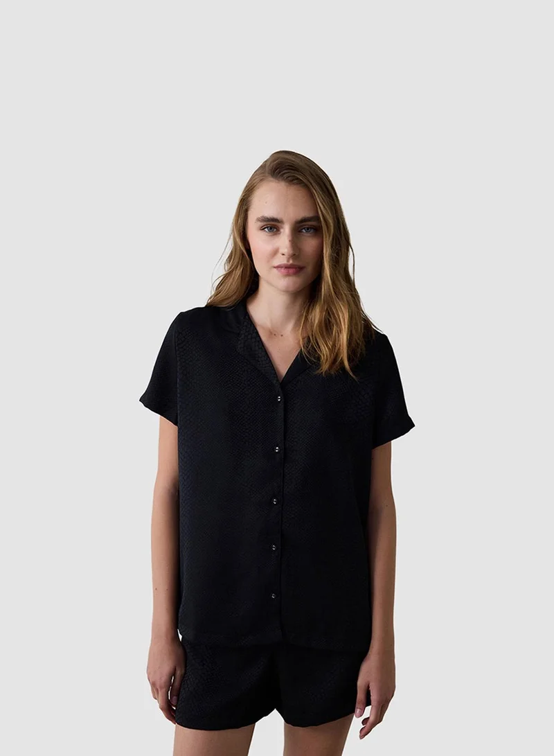 بنتي Fleur Satin Shirt Collar Short Sleeve Pajama Set with Shorts